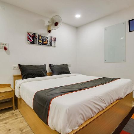 Oyo 2794 Hotel Plaza Inn Guwahati Bagian luar foto