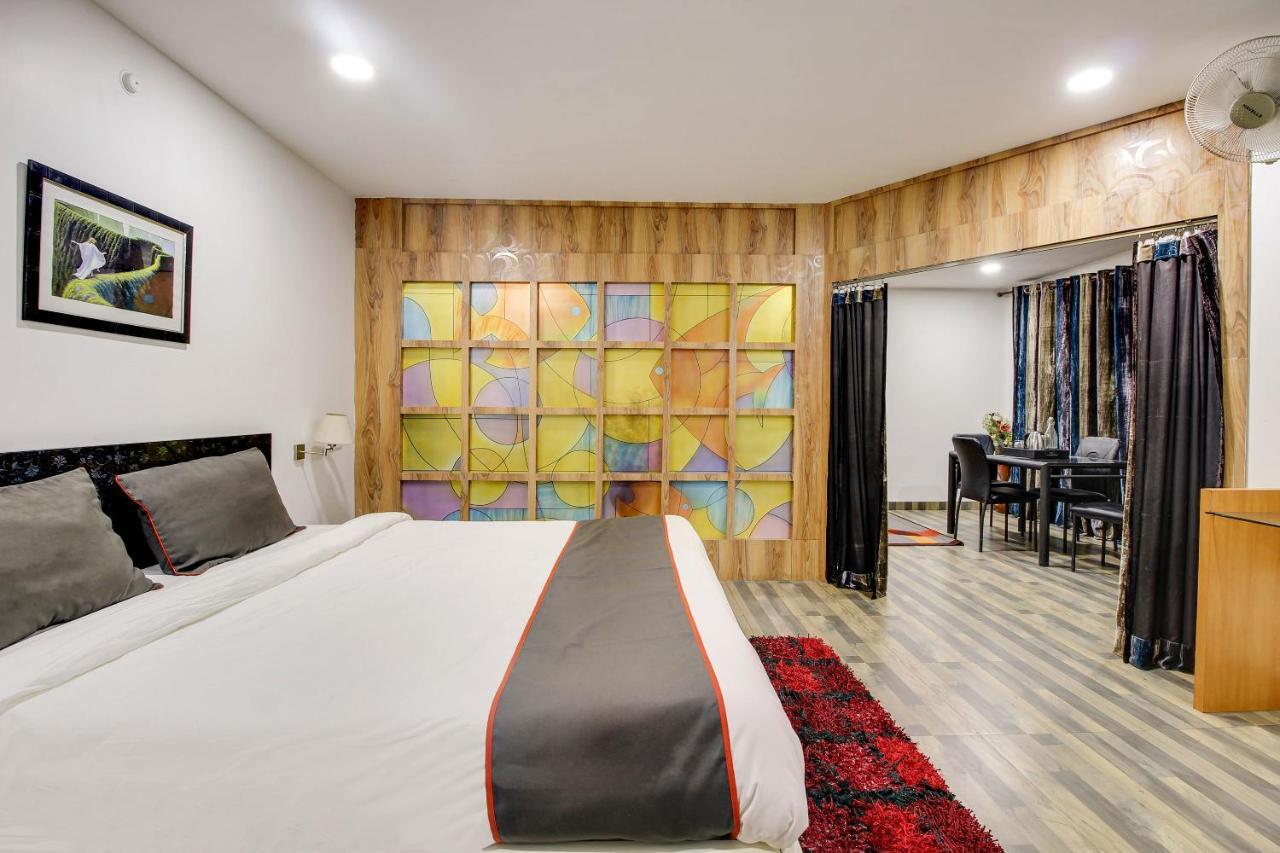 Oyo 2794 Hotel Plaza Inn Guwahati Bagian luar foto