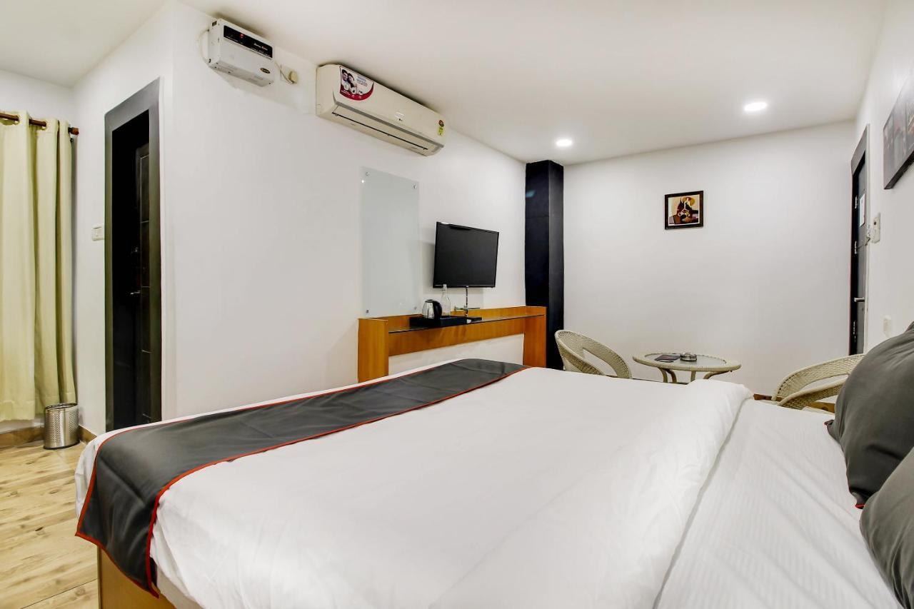 Oyo 2794 Hotel Plaza Inn Guwahati Bagian luar foto